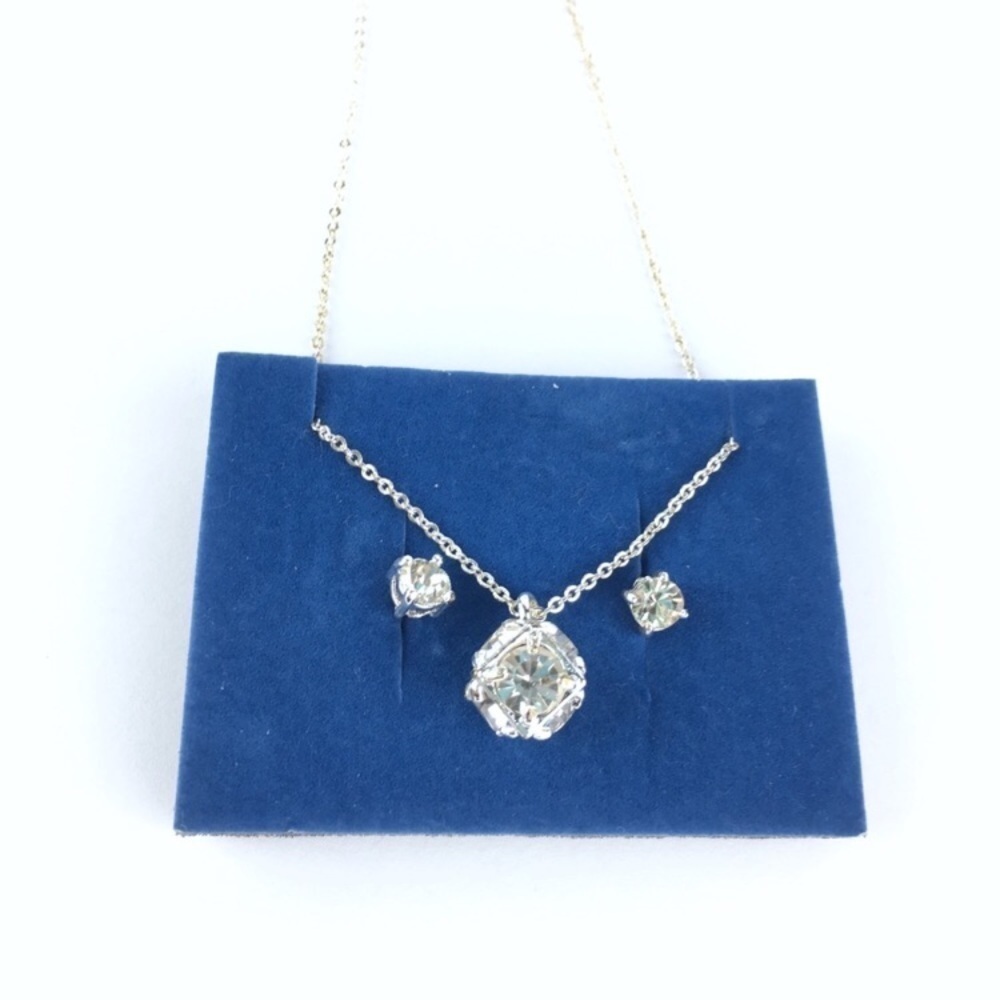 AVON Necklace Earrings Gift Set Luminous Crystal Minimalist Classic Style